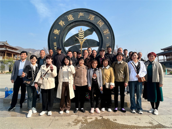 員工團(tuán)建—鄭國(guó)渠游玩